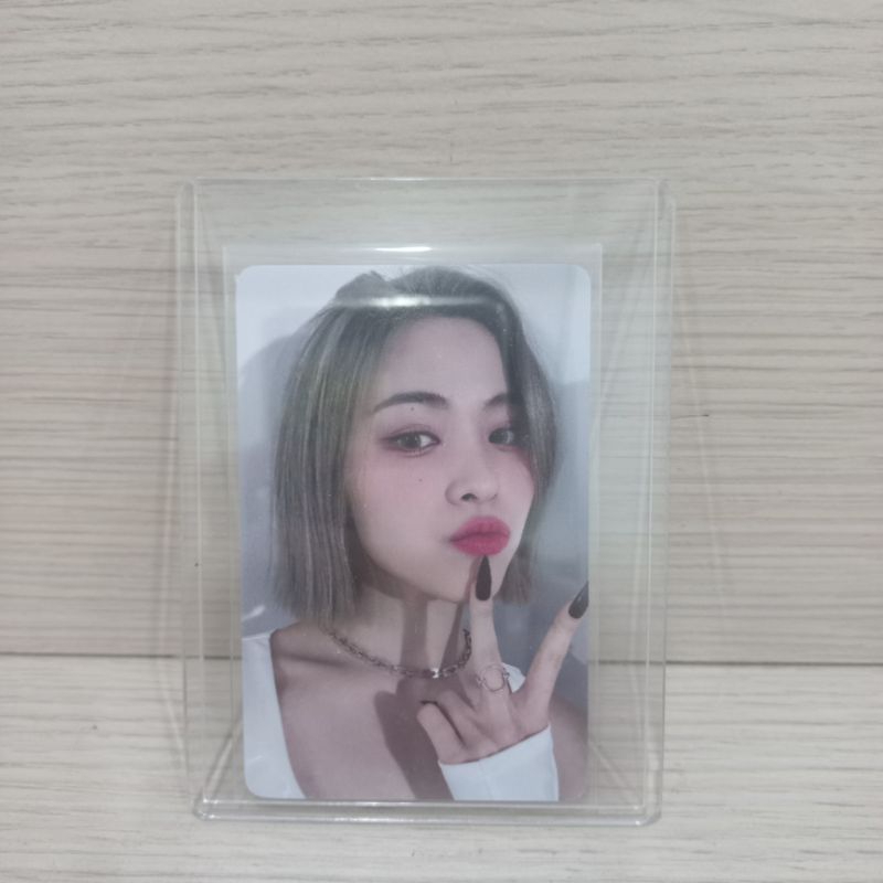 ITZY  Crazy in Love Shopee リュジン トレカ Official Itzy Ryujin Photocard Crazy in Love Cheshire Album