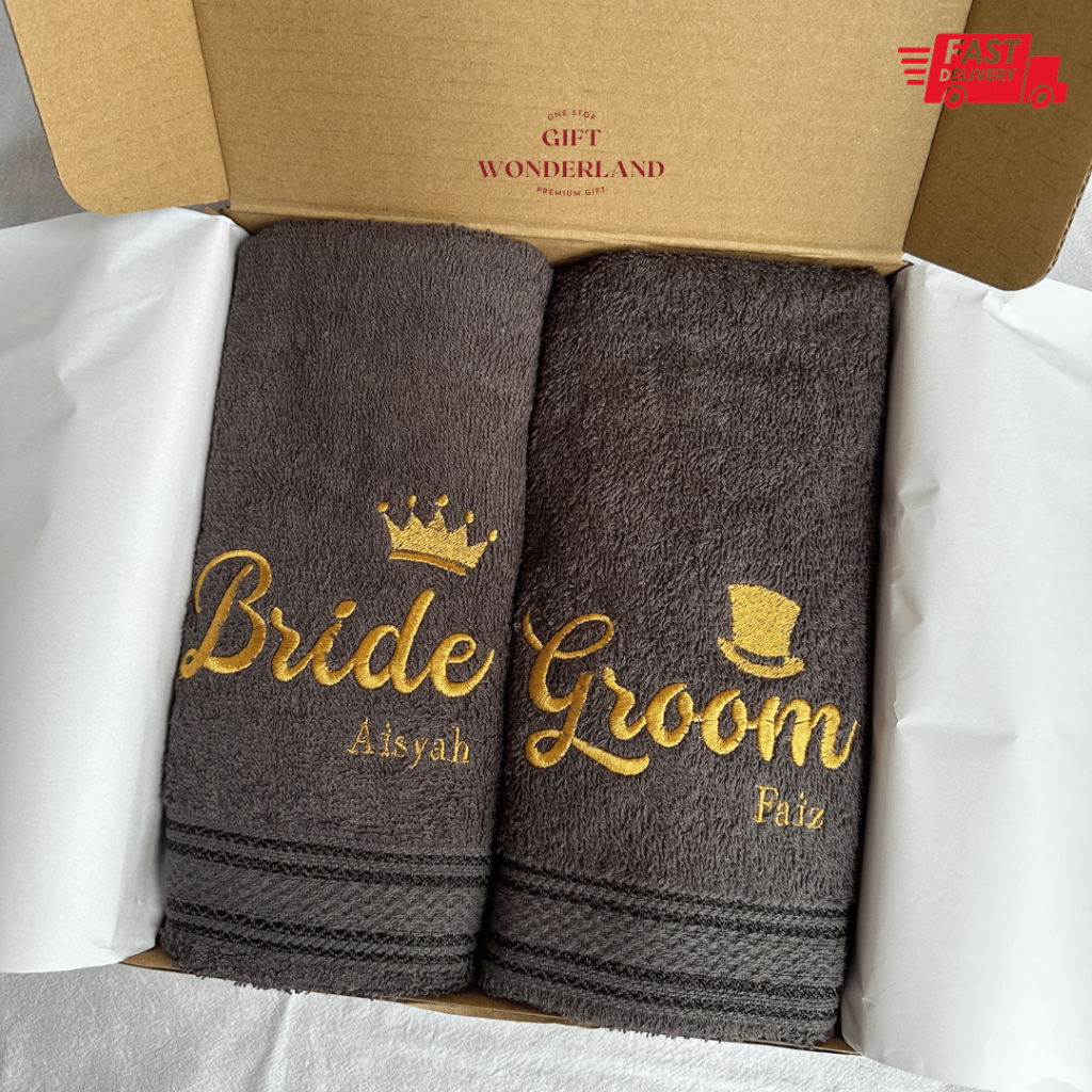 Towel set for bride and groom sale