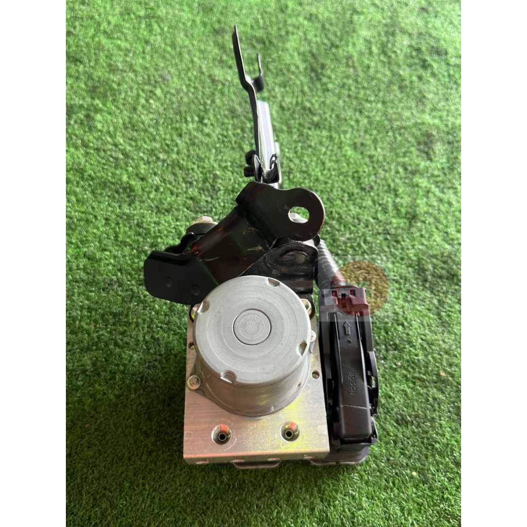 Toyota Harrier MXU80 Bosch ABS Pump (PART NUMBER ZB 4454048730