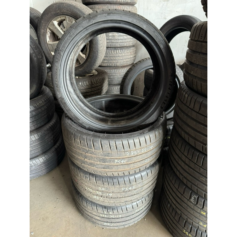 Pneu Été Michelin Pilot Sport 4S - 255/30 ZR19 (91Y) XL - Haute Performance Pour Conduite Sportive