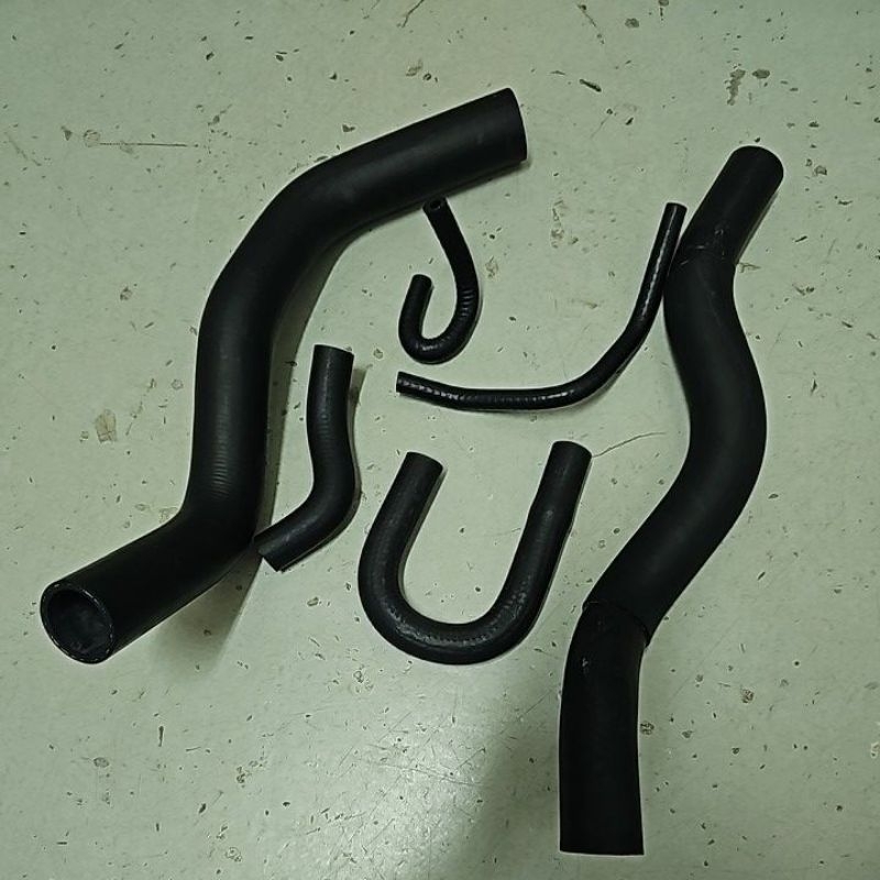 SAGA ISWARA LMST 12V AUTO MANUAL RADIATOR HOSE SET 6PC | Shopee Malaysia