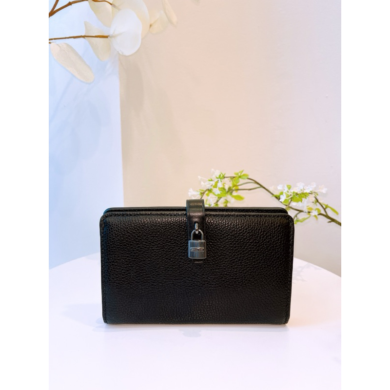 Michael Kors Adele Slim Bifold Leather Wallet with Lock Pre loved Shopee Malaysia