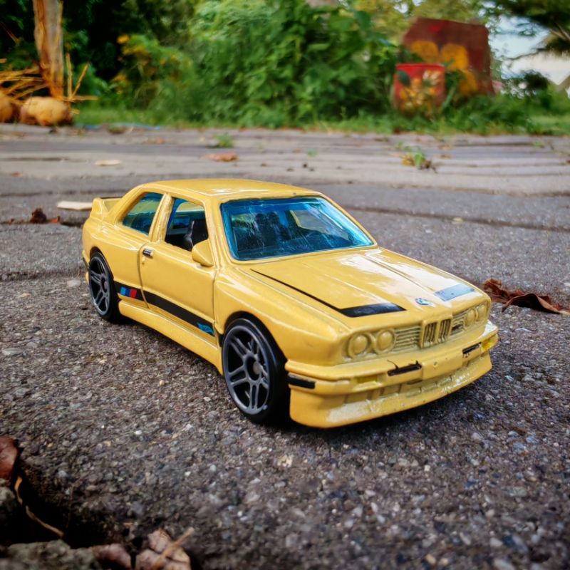 Hot Wheels BMW M3 yellow LOOSE | Shopee Malaysia