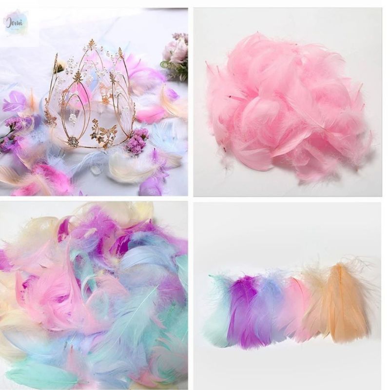 Premium Photo | White Bird Feathers Falling In The Air. Floating Fluffy - Foto 5