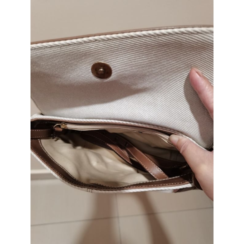 prelove Burberry blue label sling bag Shopee Malaysia