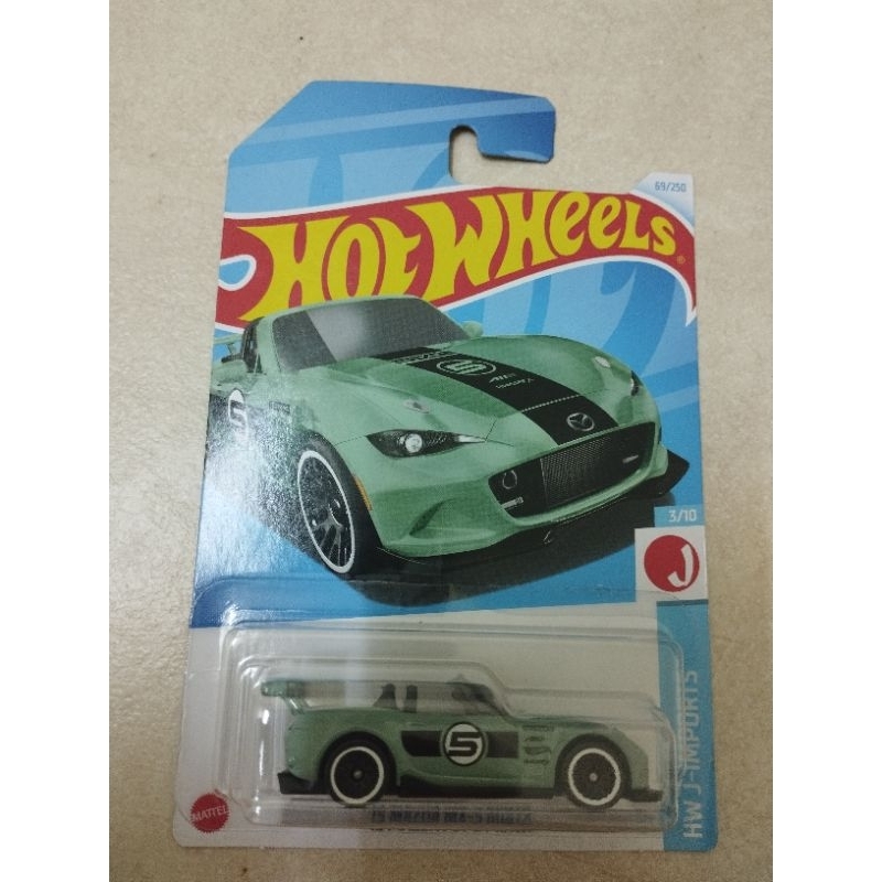 Hot Wheels Mazda MX-5 Miata 1/64 2024 - Modèle Mainline #3/10, Couleur Orange, Neuf