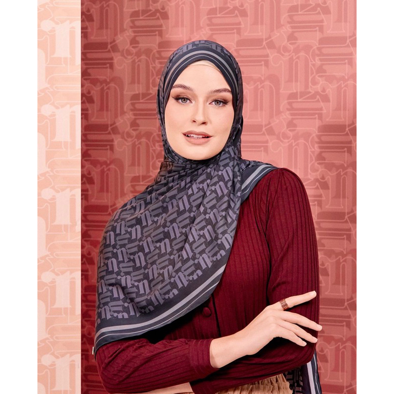 naelofar mono printed shawl