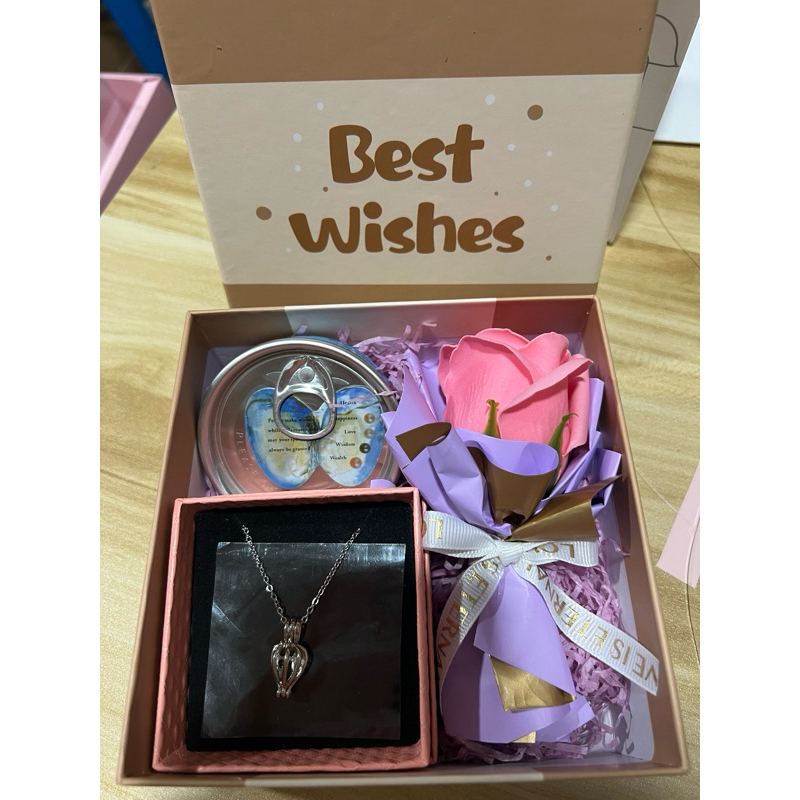 Surprise pearl wish necklace clearance