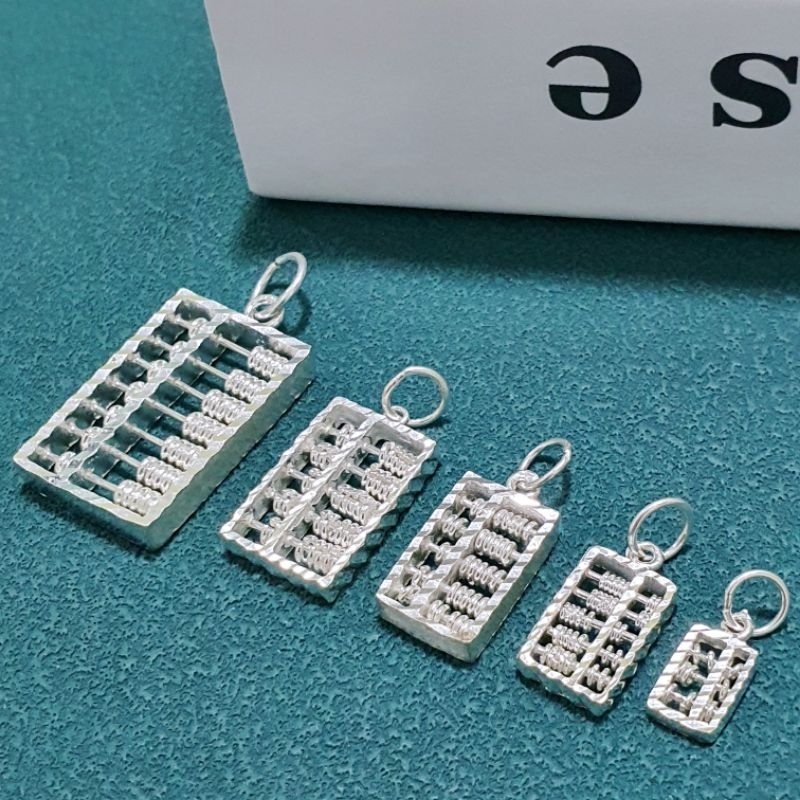 925纯银批花方形招财算盘吊坠/Silver 925 Abacus pendant/Loket 925纯银批花方形招财算盘吊坠/Silver 925 Abacus pendant/Loket