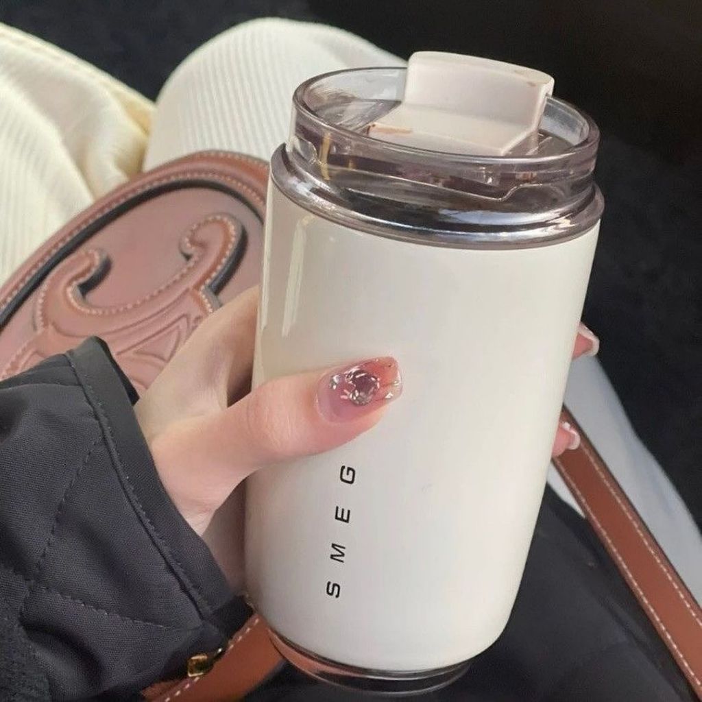 travel mug aesthetic