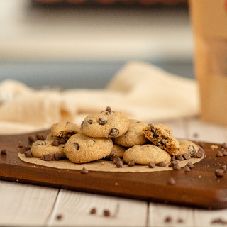 MELTKIES Freshly Baked Chocolate Chip Cookies |Ready to Eat |Handmade ...