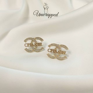 Chanel diamond earrings on sale cc logo price