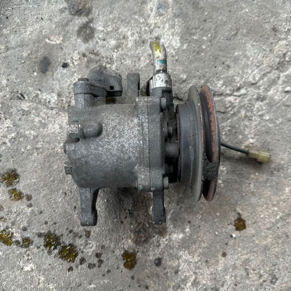 EF PERODUA KANCIL KENARI KELISA CAR AIR COND COMPRESSOR PUMP USED