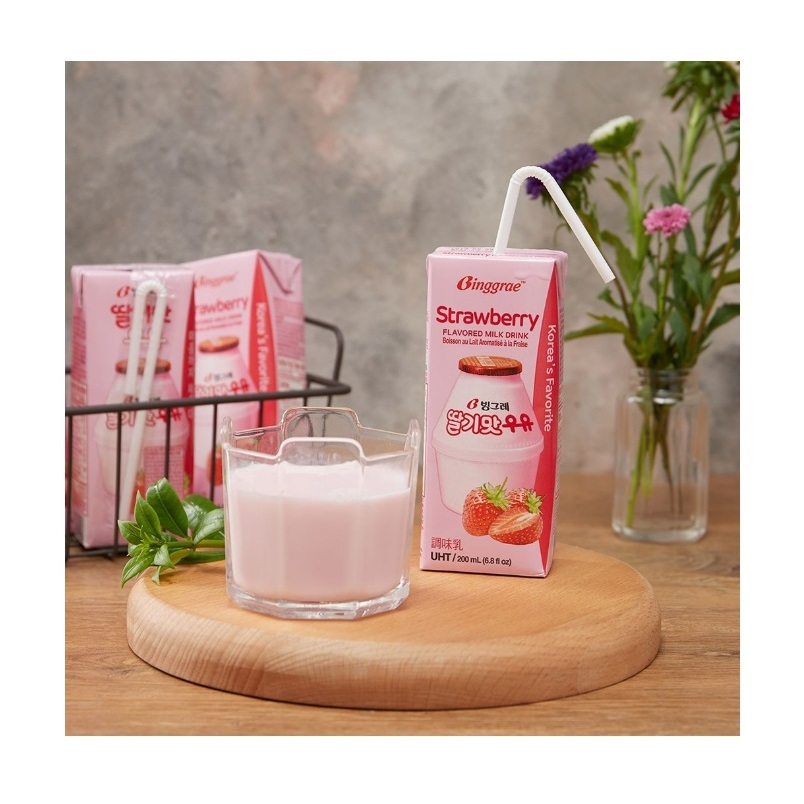 HALAL Binggrae Banana Melon Strawberry Coffee Vanila Flavored Milk Drink 1  ROW pack of six 6 x 200ml Korea Milk | Shopee Malaysia