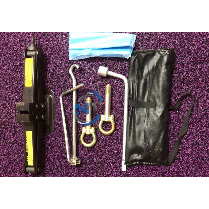 TOYOTA Car Jack With Tool Kits Set (🇯🇵Used) Shopee Malaysia