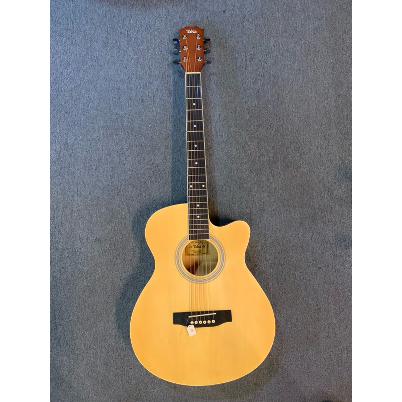 READY STOCK] TAKA Acoustic Guitar with EQ full size 40” with bag