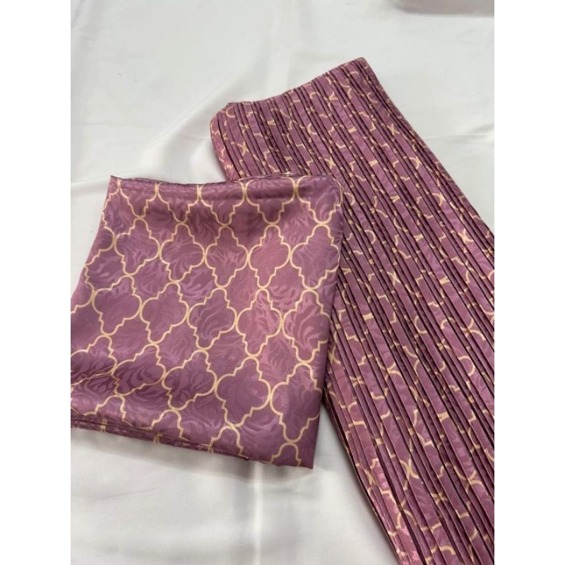 KAIN PASANG SATIN EMBOSS PLEATED | Shopee Malaysia