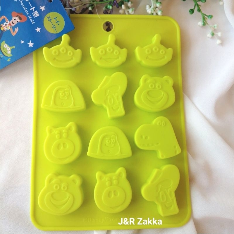 Disney Baking Silicone Mold Toy Story Winnie the Pooh Chocolate