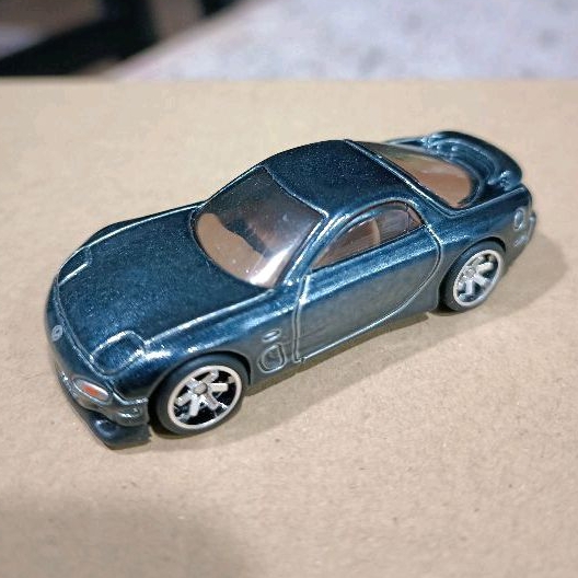 Hot Wheels Mazda RX-7 Super Treasure Hunt STH RX7 | Shopee Malaysia