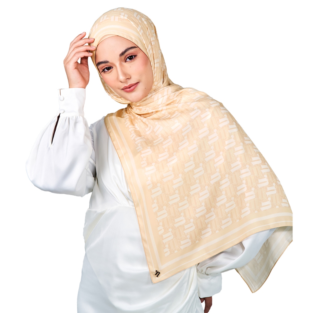 naelofar linia shawl