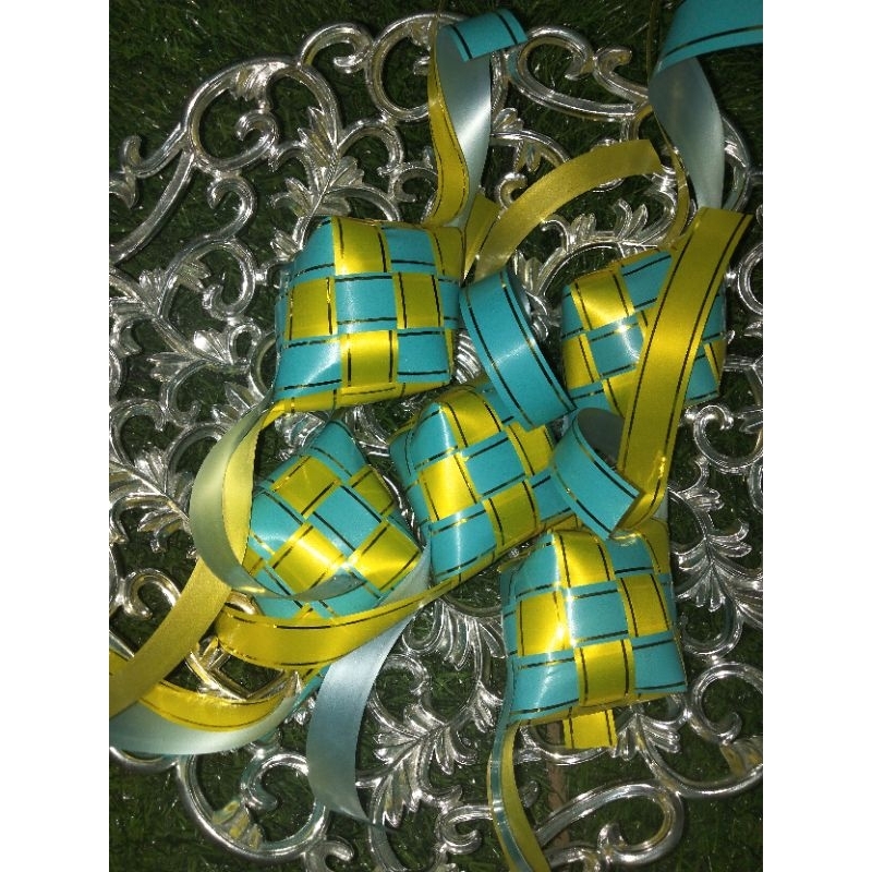 KETUPAT RIBBON PELBAGAI WARNA KETUPAT HIASAN KETUPAT REBEN | Shopee ...