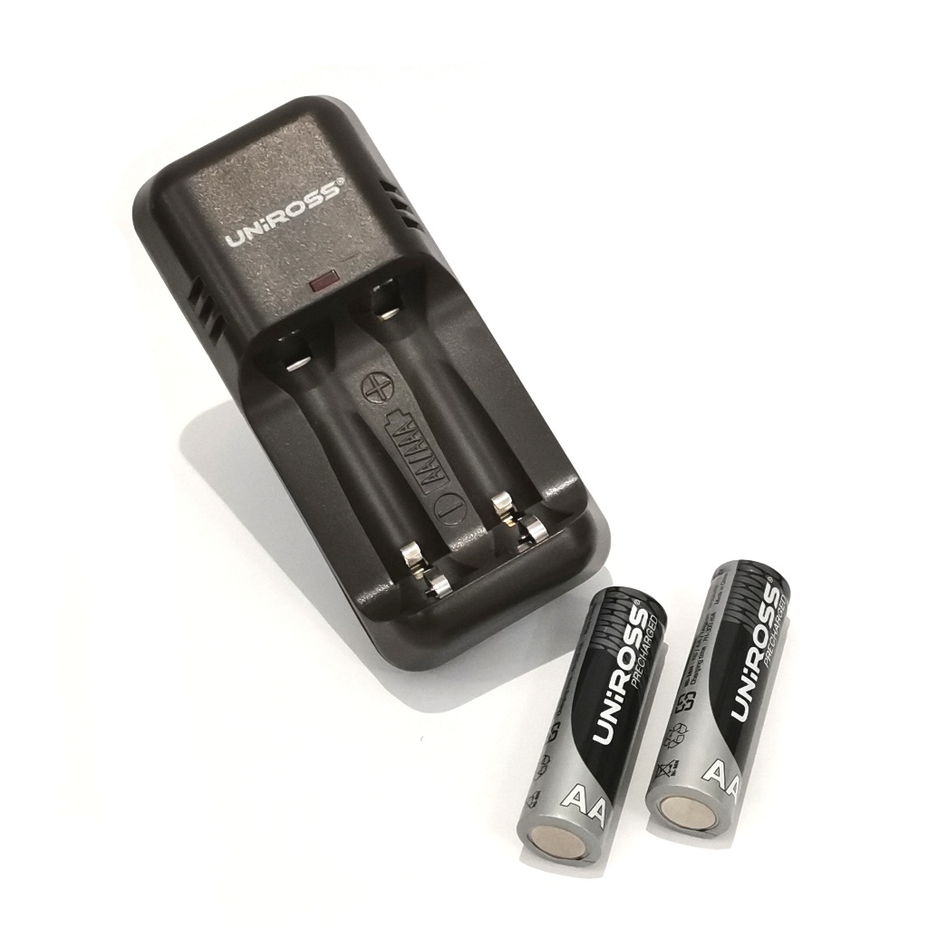 Uniross Hybrio Akkus AAA – 8 Stück, 900 MAh, Direkt Einsatzbereit, Wiederaufladbar, Für Viele Geräte