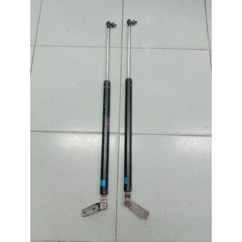 Daihatsu Charade G200 Rear Bonnet Absorber Set | Shopee Malaysia