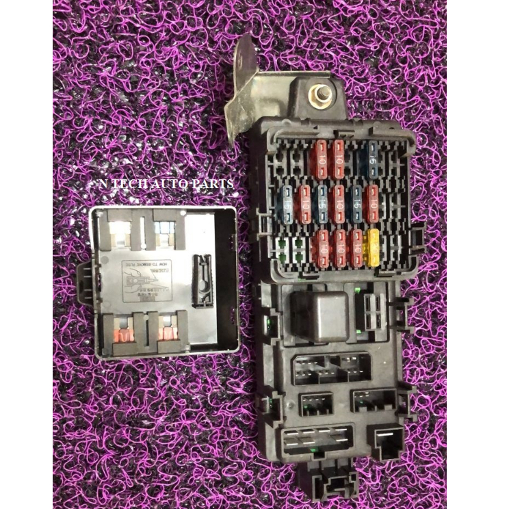 PROTON WIRA / SATRIA / ARENA 1.3 & 1.5 FUSE INJECTION FUSE BOX (USED
