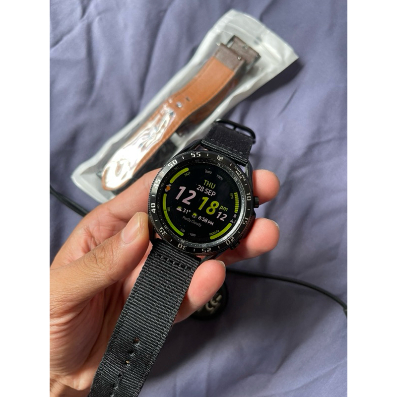 Galaxy discount watch shopee