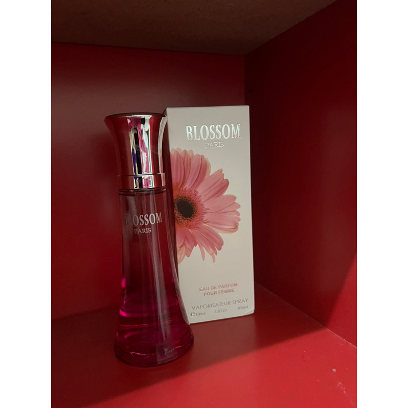 Hanna’s Secret Perfume(Blossom Paris, Moon Glarin, Popular for women ...