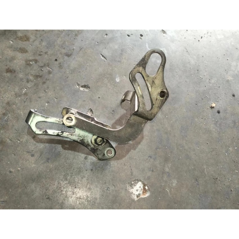PERODUA KELISA KENARI EJ POWER STEERING PUMP BRACKET USED ORIGINAL AUTO