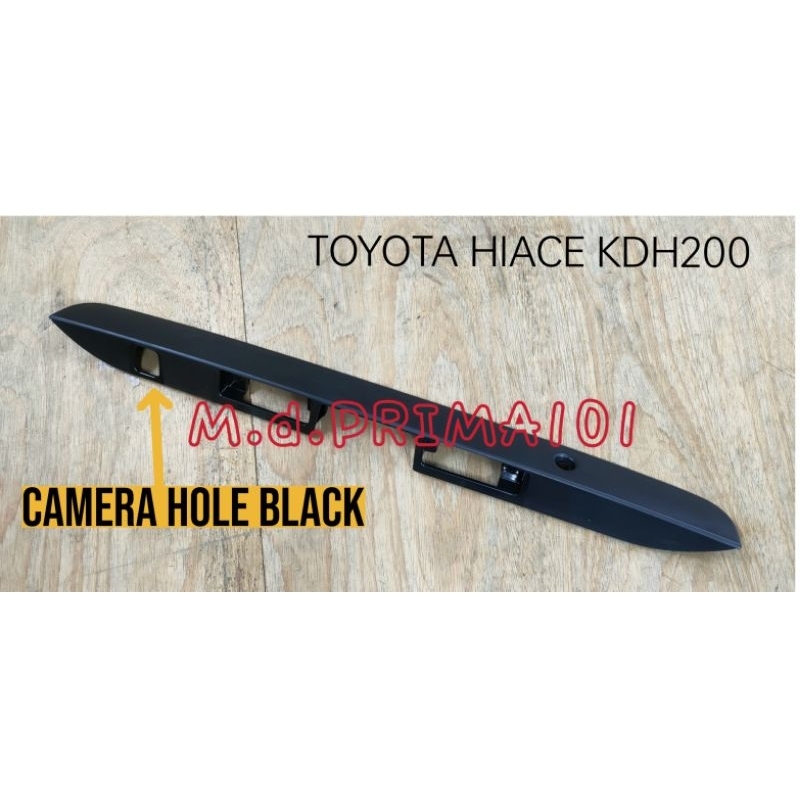 TOYOTA HIACE KDH200 REAR LID LICENSE GARNISH /BOOT GARNISH / NUMBER