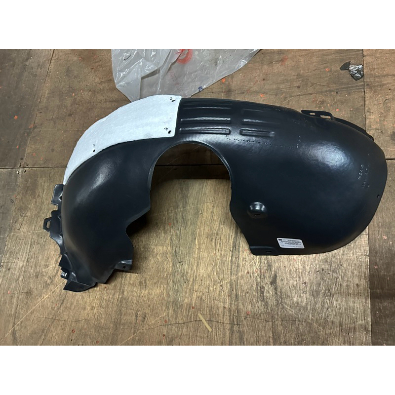 Volkswagen Golf MK7 Front Fender Linear / Fender Inner Cover | Shopee ...