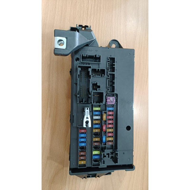 (NEW) PERODUA BEZZA FUSE BOX WITH FUSE / 82600-BZ570 | Shopee Malaysia