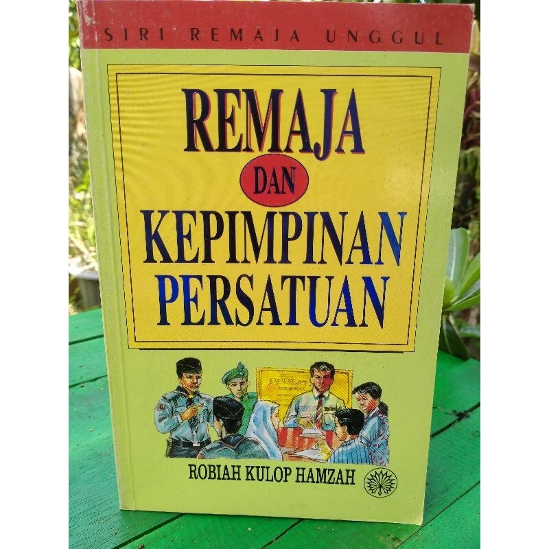 Buku Remaja dan kepimpinan persatuan | Shopee Malaysia