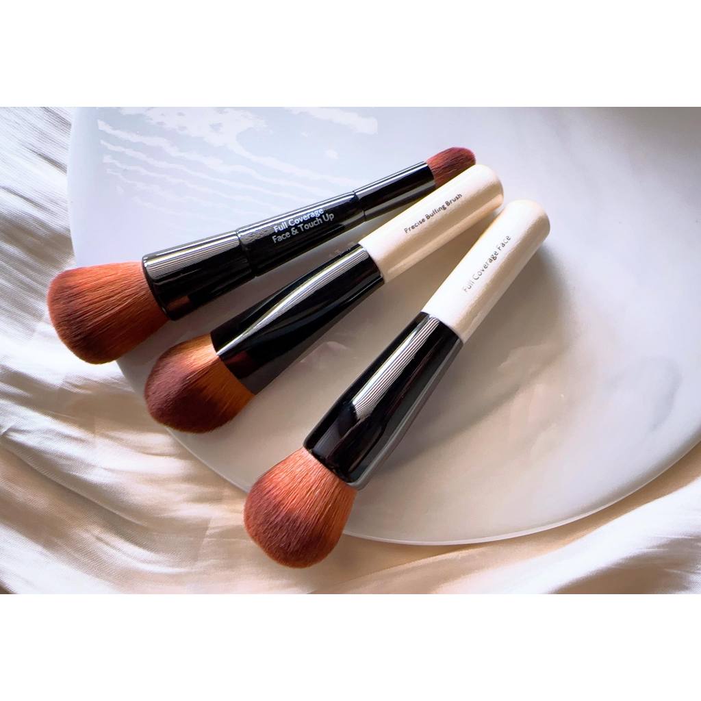 BOBBI BROWN FULL COVERAGE FACE BRUSH Magic Foundation brush makeup brush