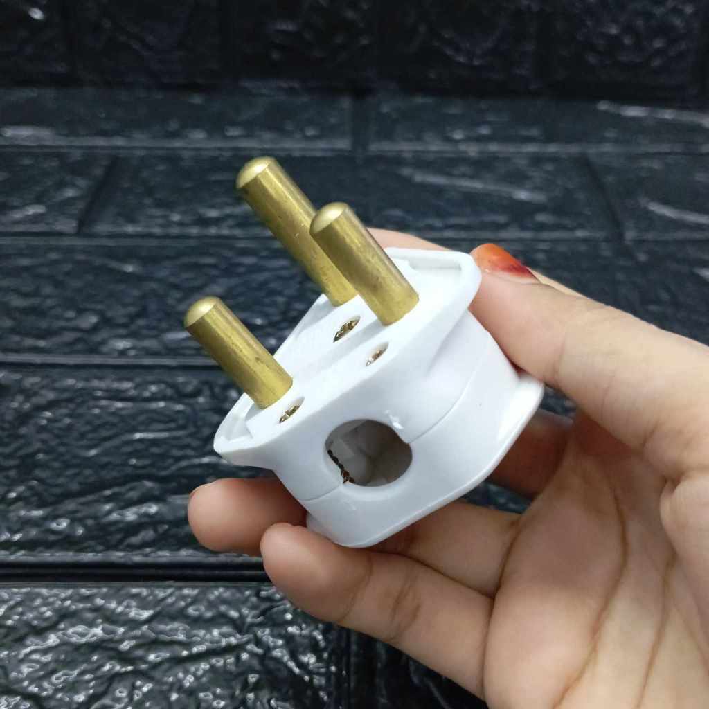 ⚡️SHOCKING SALE⚡️(UMS) SINGLE BESI 15A IRON PLUG SWITCH SOCKET ROUND ...