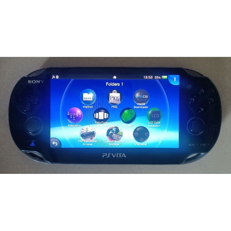 PS VITA 1000 HENKAKU JAILBREAK(USED)64GB with game(NO BOX) Shopee