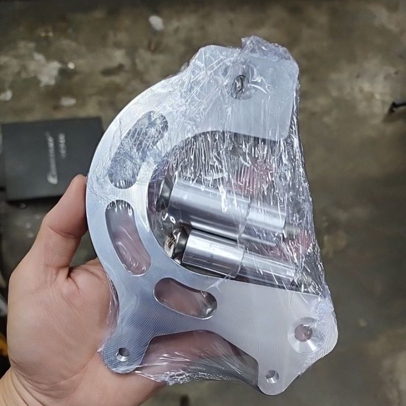 RCB R55 @ P34 Br3mbo 2POt Caliper Bracket Yamaha Honda Y15 NvX Xmax ...