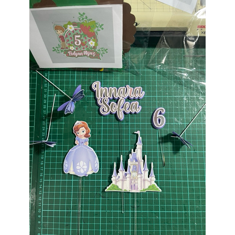 Sofia the first cardstock cake topper, custom name & age | Shopee Malaysia