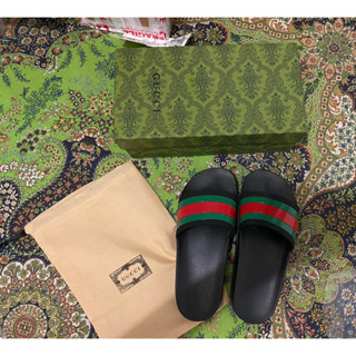 Gucci 2024 slides china