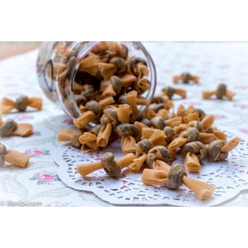 Popia Simpul Raya Ikan Kg Laut Serunding 1Kg Botol | Shopee Malaysia