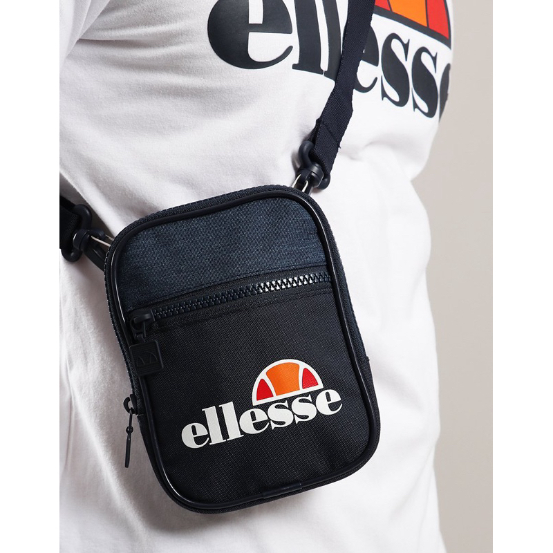 Ellesse messenger bag hotsell