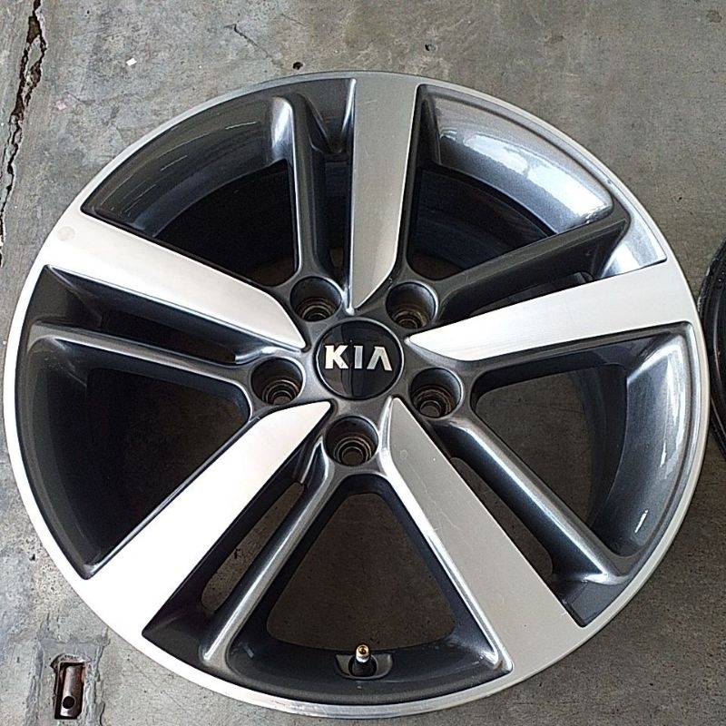Sport Rim Used 17X7JJ 5X114.3 Original Kia Cerato K3 | Shopee Malaysia