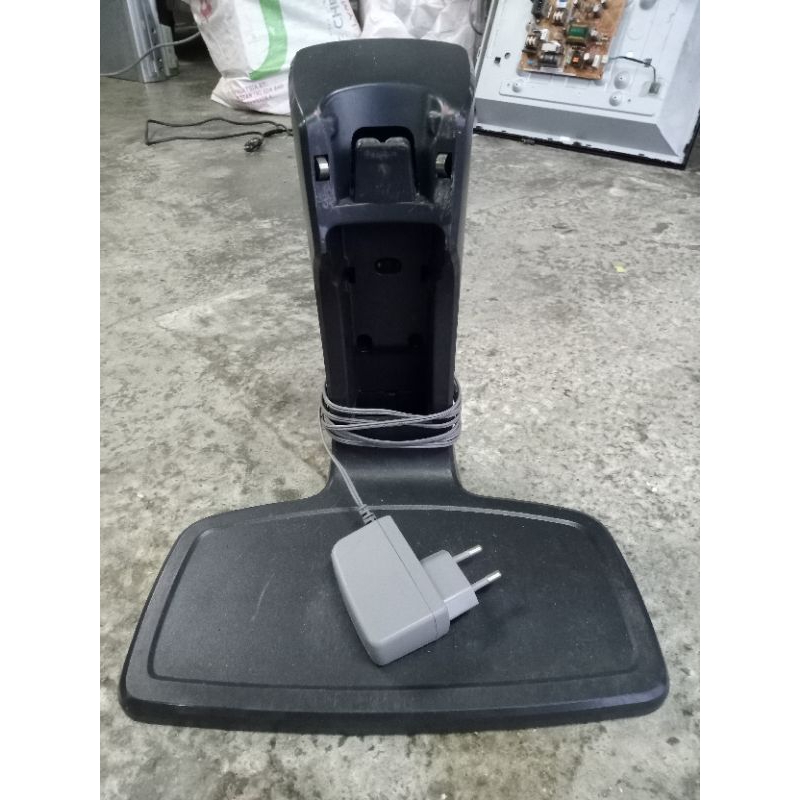 ELECTROLUX 100 ORIGINAL CORDLESS VACUUM ADAPTOR STAND CHARGER 25V CAN