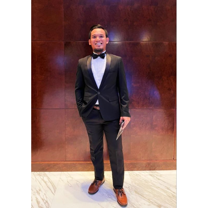 sewa black tie