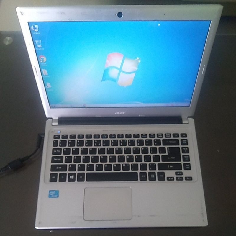 Acer aspire V5-431 laptop