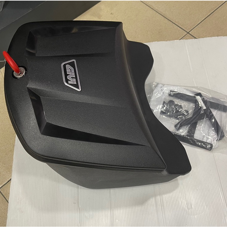 GIVI HONDA RSX 150 CENTER BOX WITH FITTING KIT 10 LITER /12LITER ...