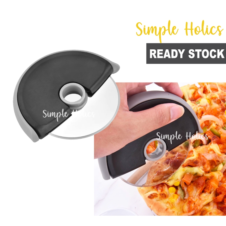 Round Pizza Cutter / Roller Cutter / Cookie Cutter / Baking Wheel Tool / Large Rubber Plastic