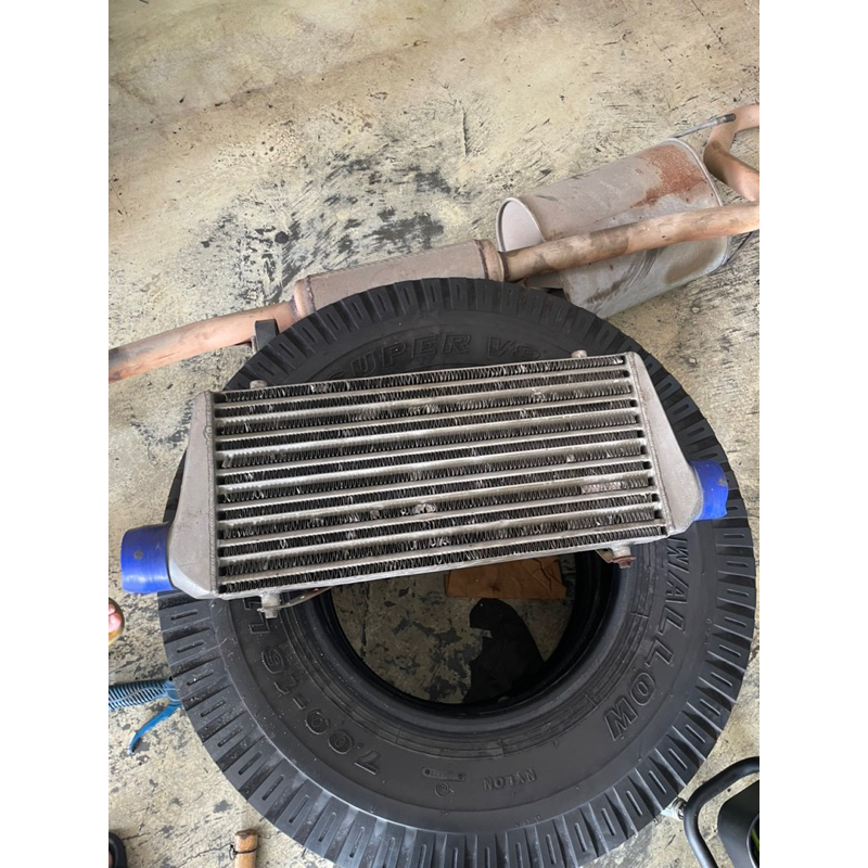 Universal Aluminum Polished Intercooler 3 Inlet & Outlet Same Single Side